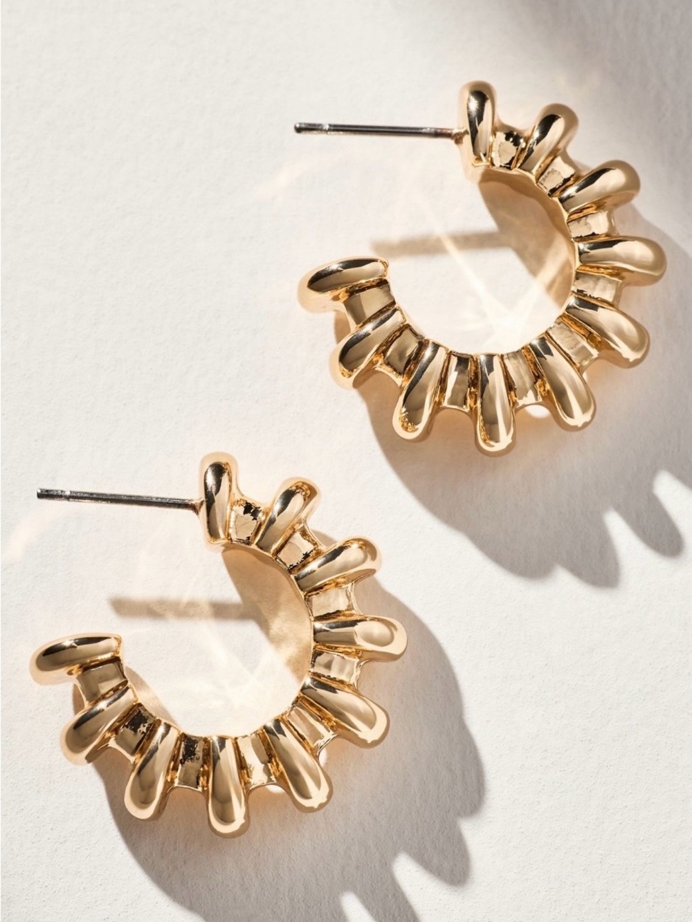 Anthropologie Ribbed Metal Gold Plated Small Hoop Earrings